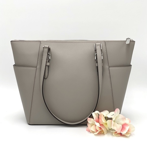 MICHAEL KORS CHARLOTTE LARGE TZ TOTE PEARL GREY - Picture 6 of 16